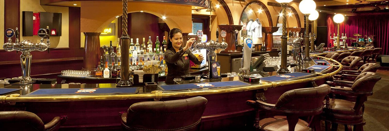 pubs in Phnom Penh